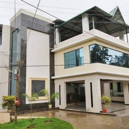 Hotel Le Castle Kodaikanal Bagian luar foto